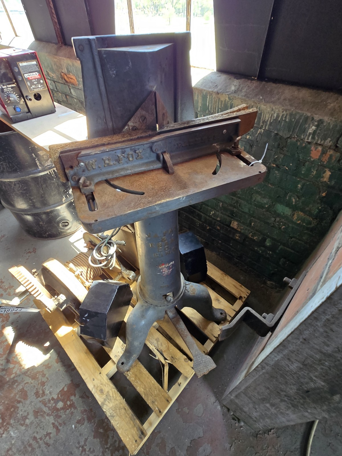 J.A Fay & Egan Co. Picture Frame Angle Cutting Machine Joiner - FREE FREIGHT J.A Fay & Egan Co. Picture Frame Angle Cutting Machine Joiner - FREE FREIGHT