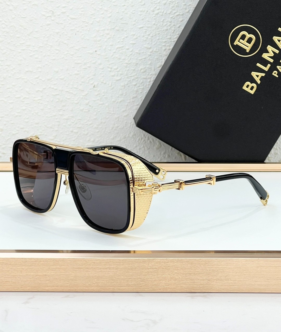 BALMAlN Unisex Adults Model BPS-104D Sunglasses Size \\ 60口13-145 BALMAlN Unisex Adults Model BPS-104D Sunglasses Size \\ 60口13-145