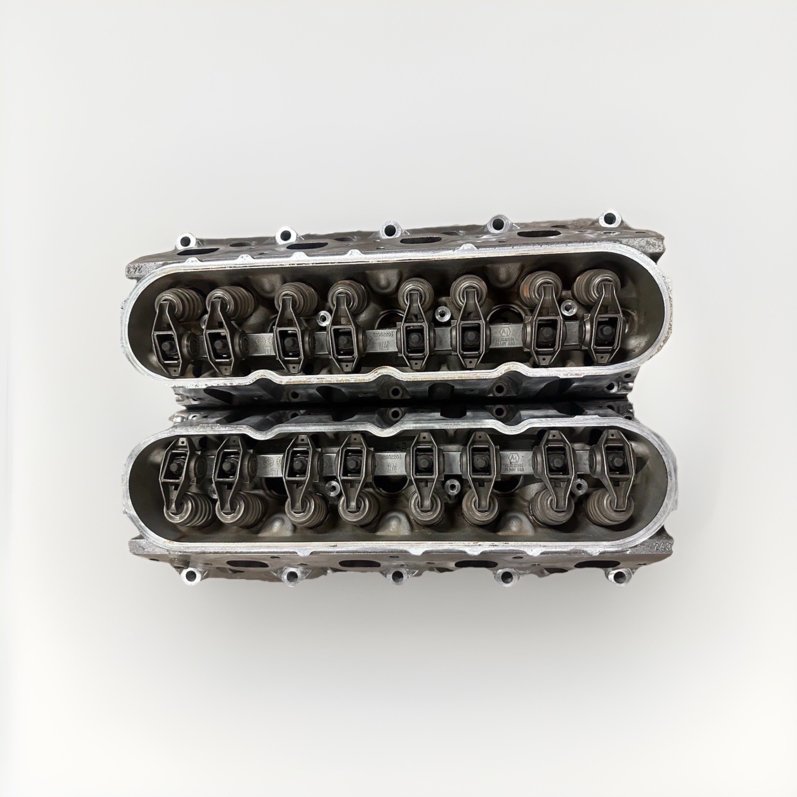 GM LS2 LS6 #243 Cylinder Head 12564243 6.0 5.3 5.7 Cathedral Port SET OF 2