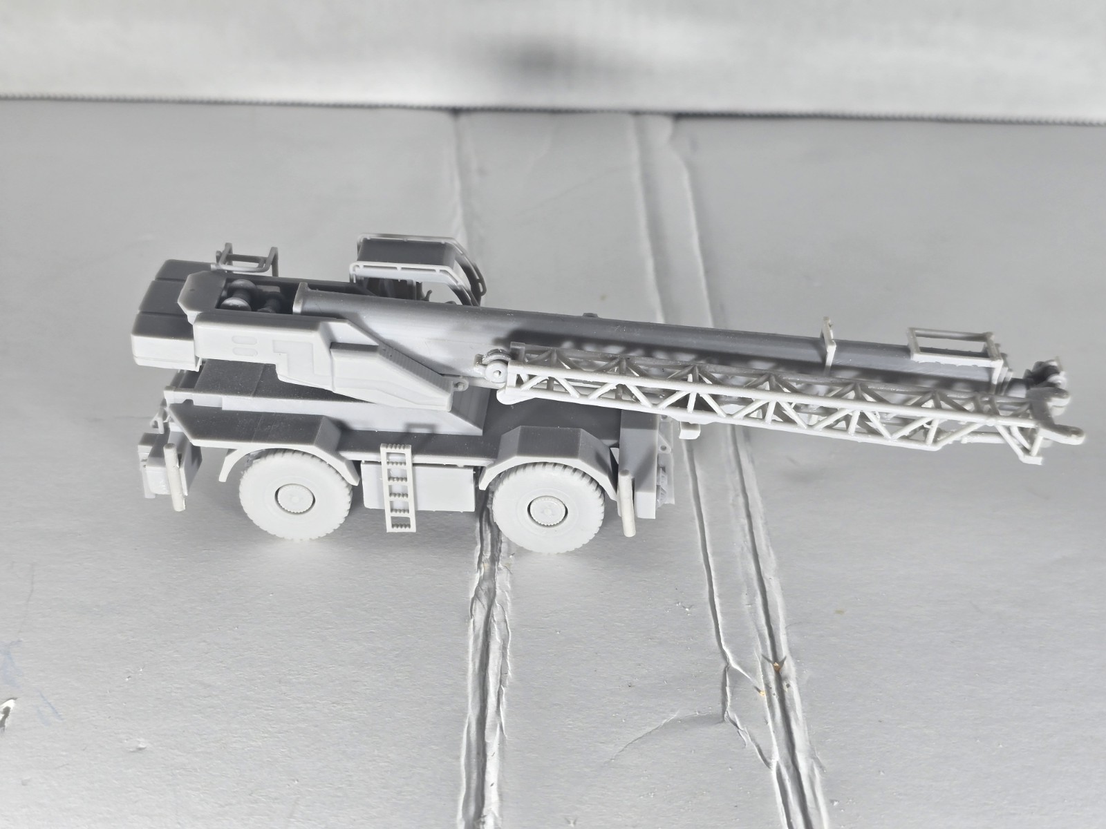 Ho Scale Grove Crane Premium Line Undecorated Kit 3d Printed