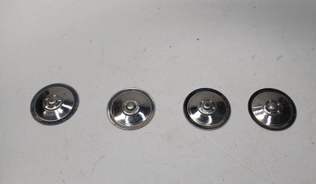 Original Vintage tonka truck set of 4 hub-cap (parts) Original Vintage tonka truck set of 4 hub-cap (parts)