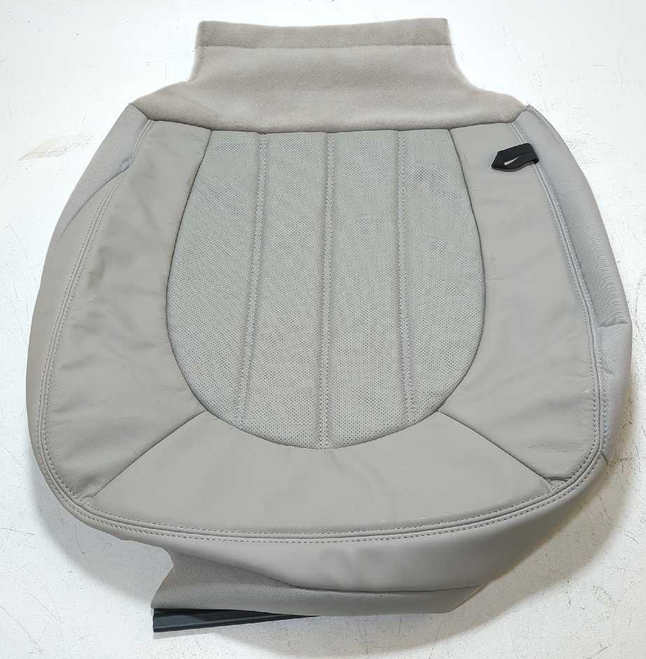 New OEM genuine GM RH Lower Leather Seat Cover 2008-2011 Lucerne Front Titanium