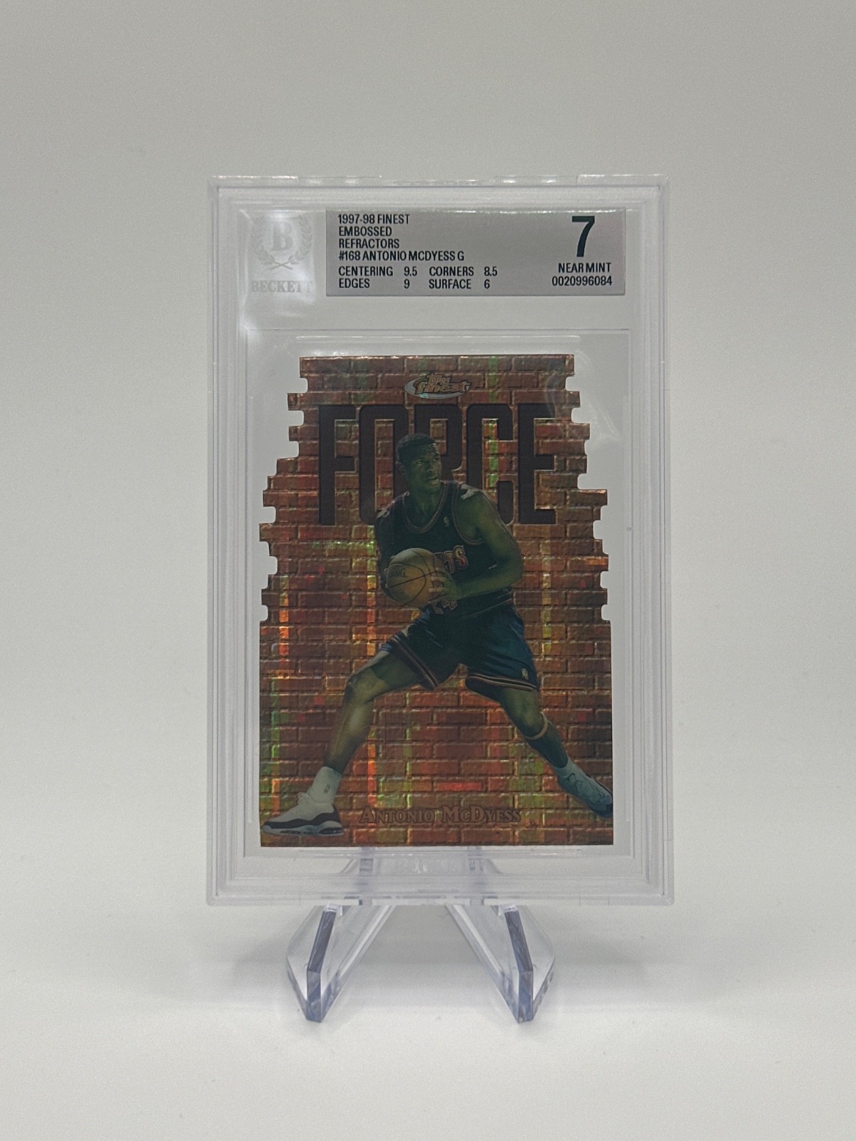 1997-98 Topps Finest - Antonio McDyess #168 Embossed Refractor /74 BGS 7 1997-98 Topps Finest - Antonio McDyess #168 Embossed Refractor /74 BGS 7