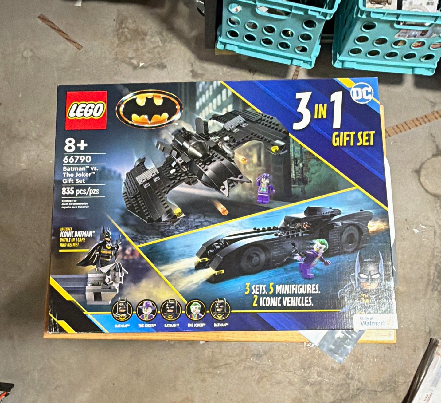 LEGO DC Batman vs. The Joker 3 in 1 Gift Set 66790 835 pcs Ages 8+