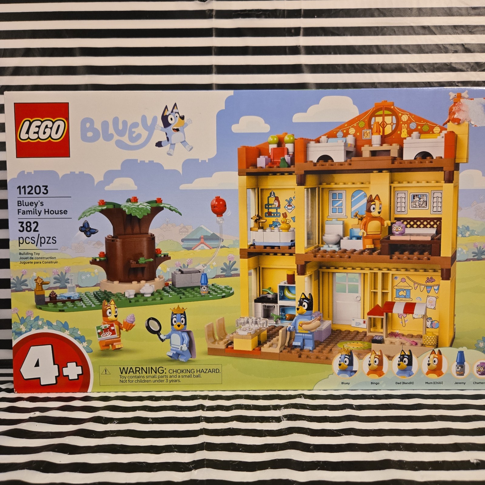LEGO Bluey Bluey\'s Family House 11203 382 Pieces Building Blocks Bingo NEW 2023 LEGO Bluey Bluey\'s Family House 11203 382 Pieces Building Blocks Bingo NEW 2023