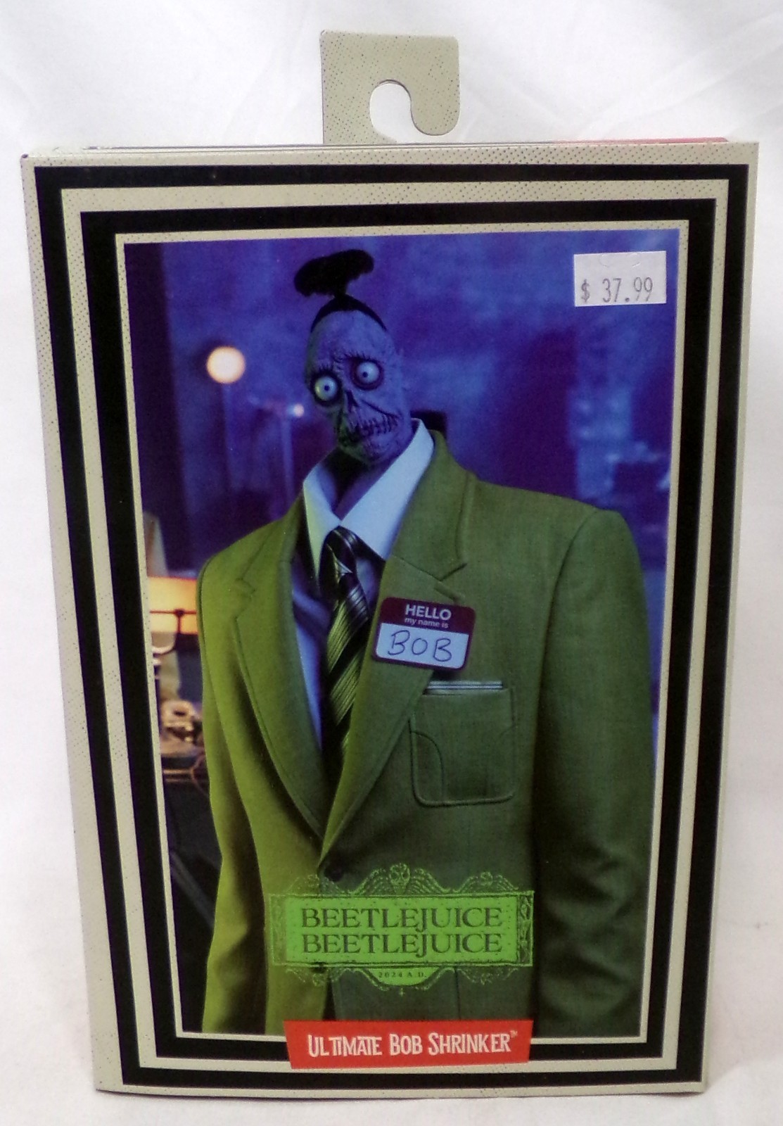 NECA Beetlejuice 2 Ultimate Bob Shrinker 7 NECA Beetlejuice 2 Ultimate Bob Shrinker 7