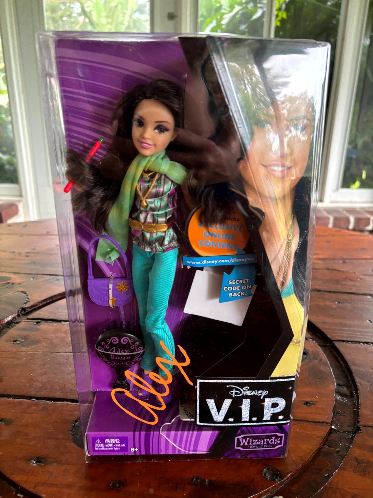 Disney VIP Wizards of Waverly Place Alex Russo Fashion Doll w/ Accessories - NIB