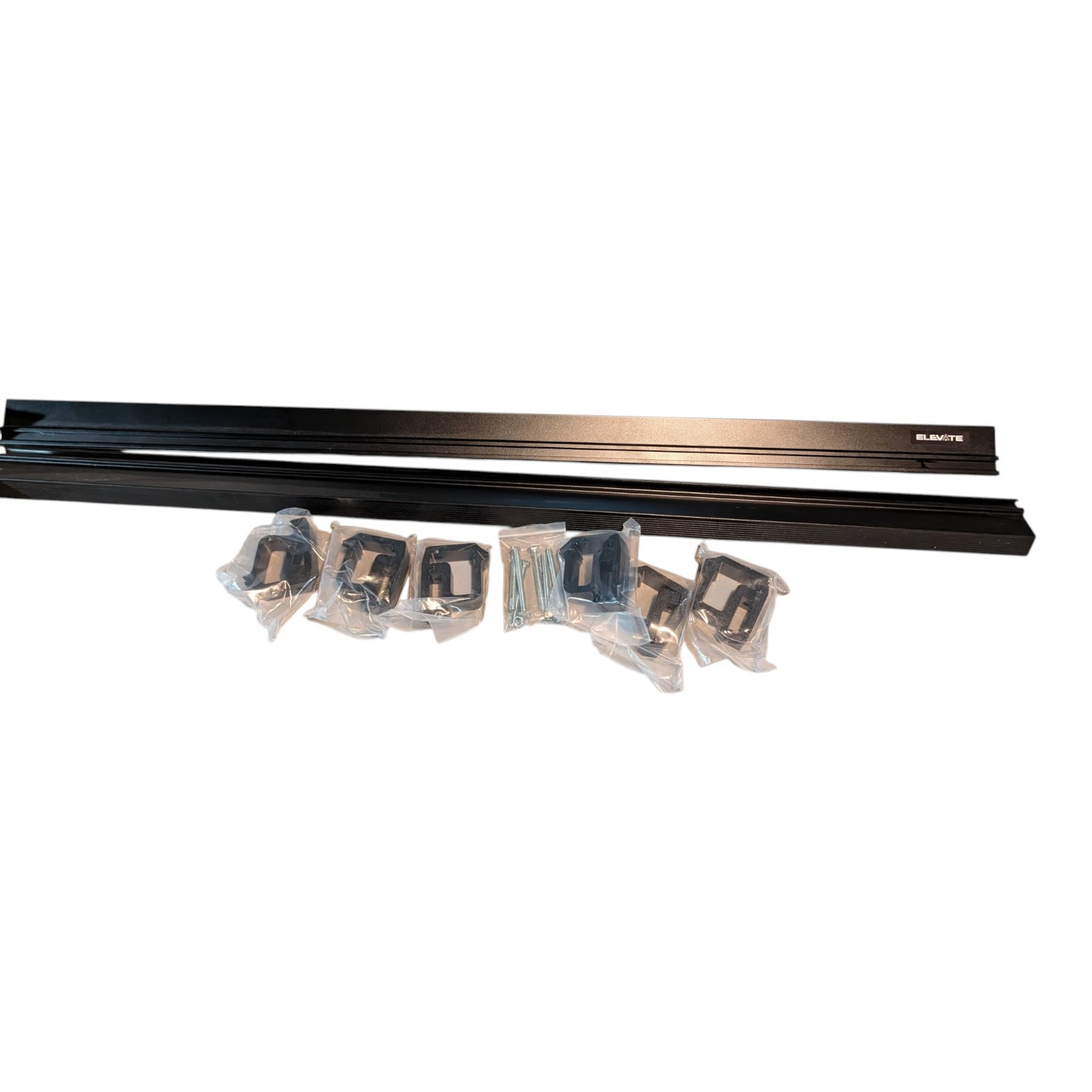 New RealTruck Elevate TS Rails 111841, 20-25 Jeep Gladiator 22-25 Ford Maverick