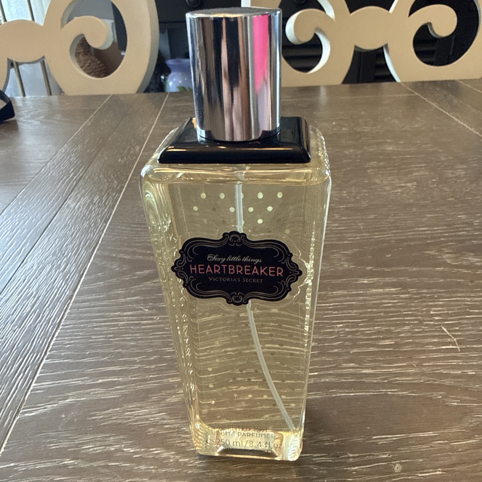 VICTORIA SECRET SEXY LITTLE THINGS HEARTBREAKER MIST 8.4oz Discontinued Rare VICTORIA SECRET SEXY LITTLE THINGS HEARTBREAKER MIST 8.4oz Discontinued Rare