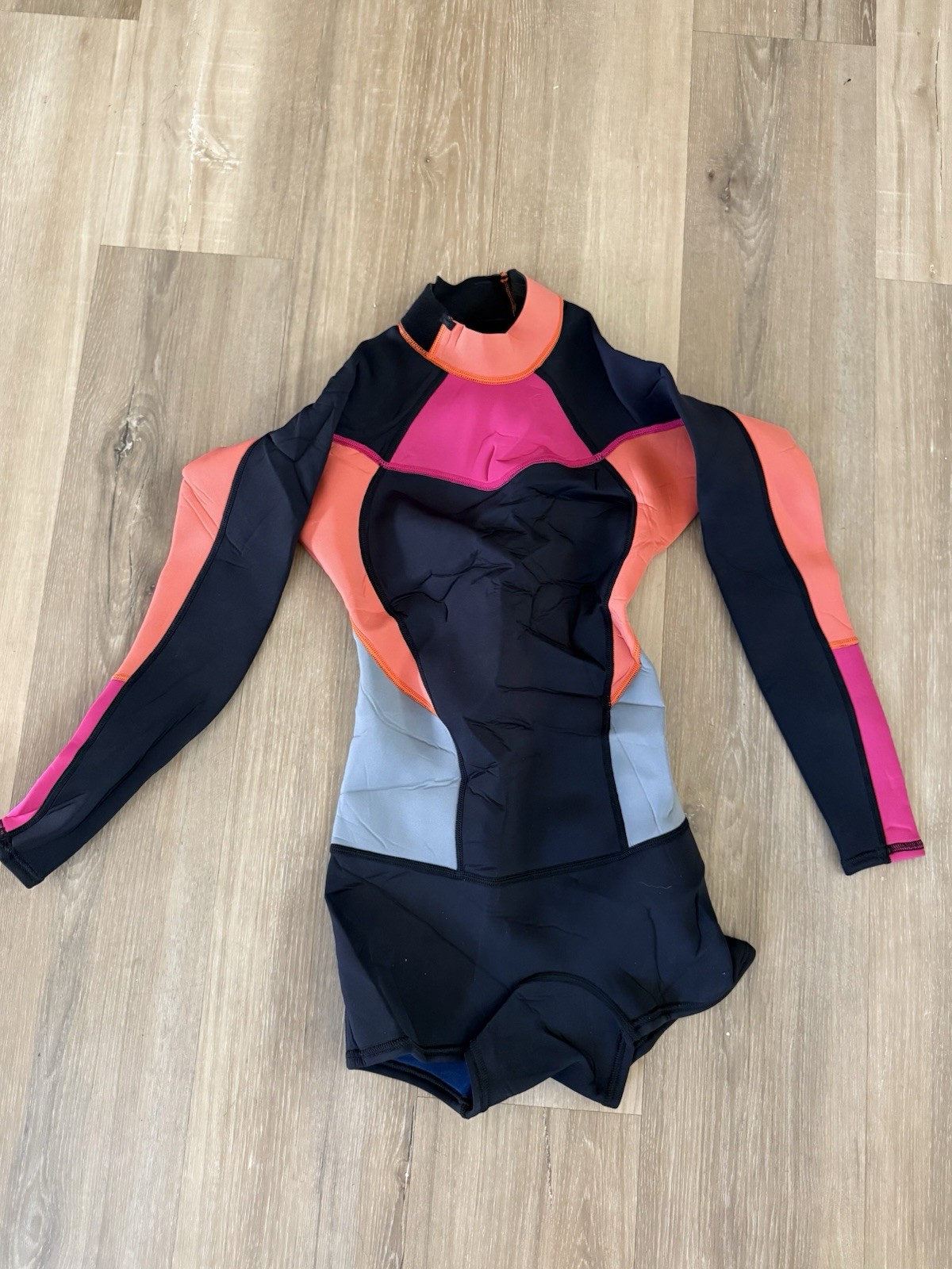 NWT Roxy 1mm High Seas Long Sleeve Spring Suit Wetsuit Jacket – Size M – KVJ0
