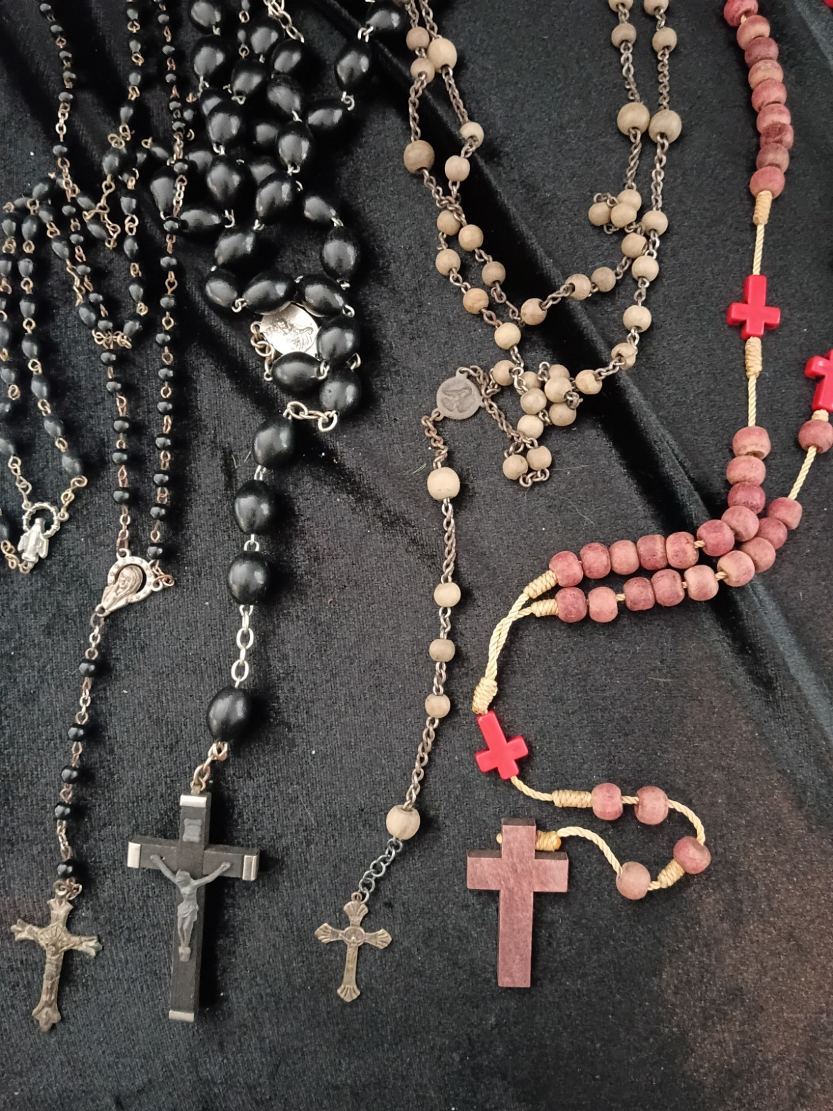 Nice Selection Of Religious Rosary Beads Nice Selection Of Religious Rosary Beads