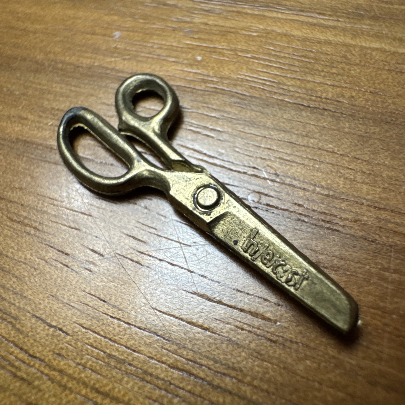 Vintage Intercast Miniature Scissors Charm Functional Tiny Metal Tool Dollhouse