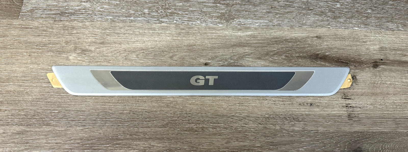 2018-19 VOLKSWAGEN PASSAT RH / LH DOOR SILL GT OEM PART # 561.853.537.E