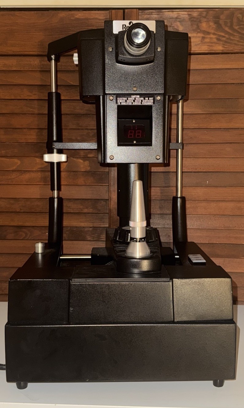 Reichart Ophthalmic Instrument Co. Model No. 12415 Buffalo, NY Reichart Ophthalmic Instrument Co. Model No. 12415 Buffalo, NY