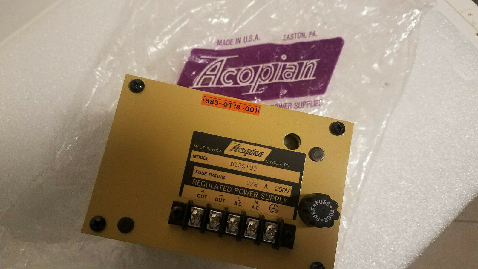 ACOPIAN MODEL B12G100 Power supply ACOPIAN MODEL B12G100 Power supply
