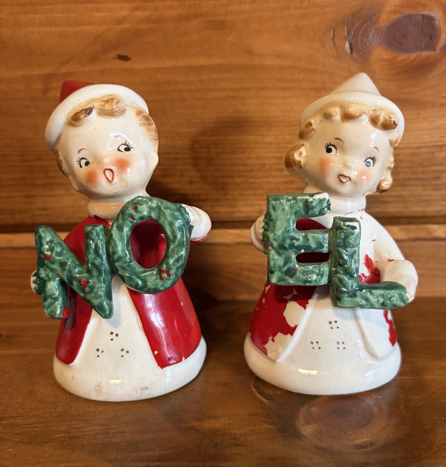 Vintage Napco Christmas Noel Salt And Pepper Shakers 4B3217 Paint Loss Vintage Napco Christmas Noel Salt And Pepper Shakers 4B3217 Paint Loss