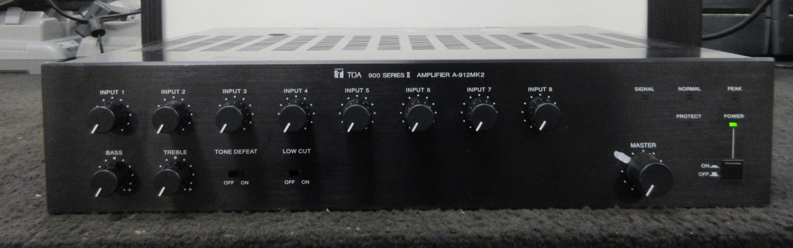 TOA 900 Series Amplifier P-924A