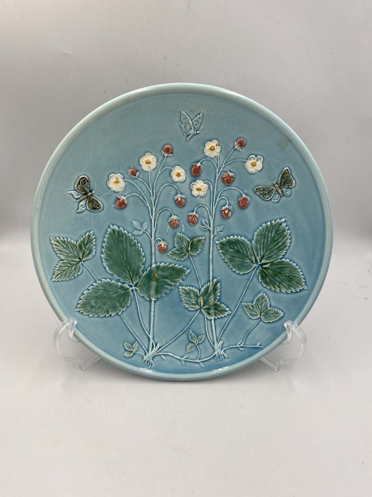 Vintage GERMANY  Made MAJOLICA Pottery PLATE  STRAWBERRIES ZELL