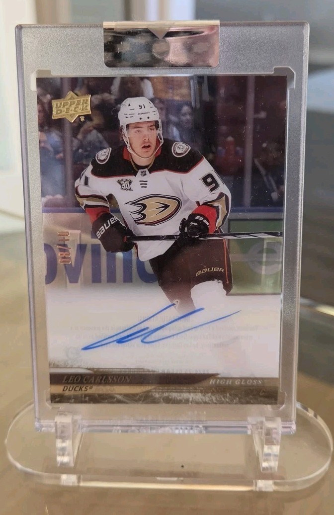 Upper Deck Leo Carlsson Clear Cut Autograph Anaheim Ducks 8/10 High Gloss Upper Deck Leo Carlsson Clear Cut Autograph Anaheim Ducks 8/10 High Gloss