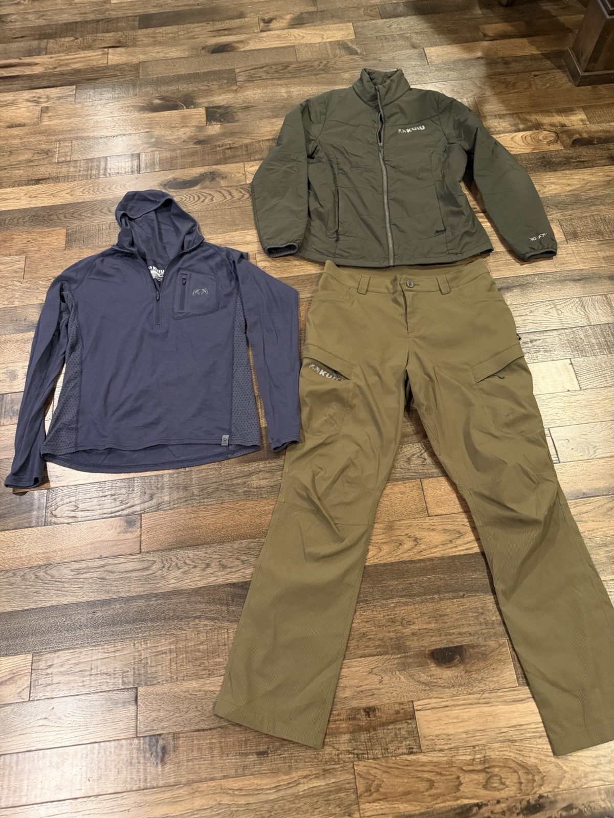 Kuiu Set Jacket & Pants Women’s Kuiu Set Jacket & Pants Women’s