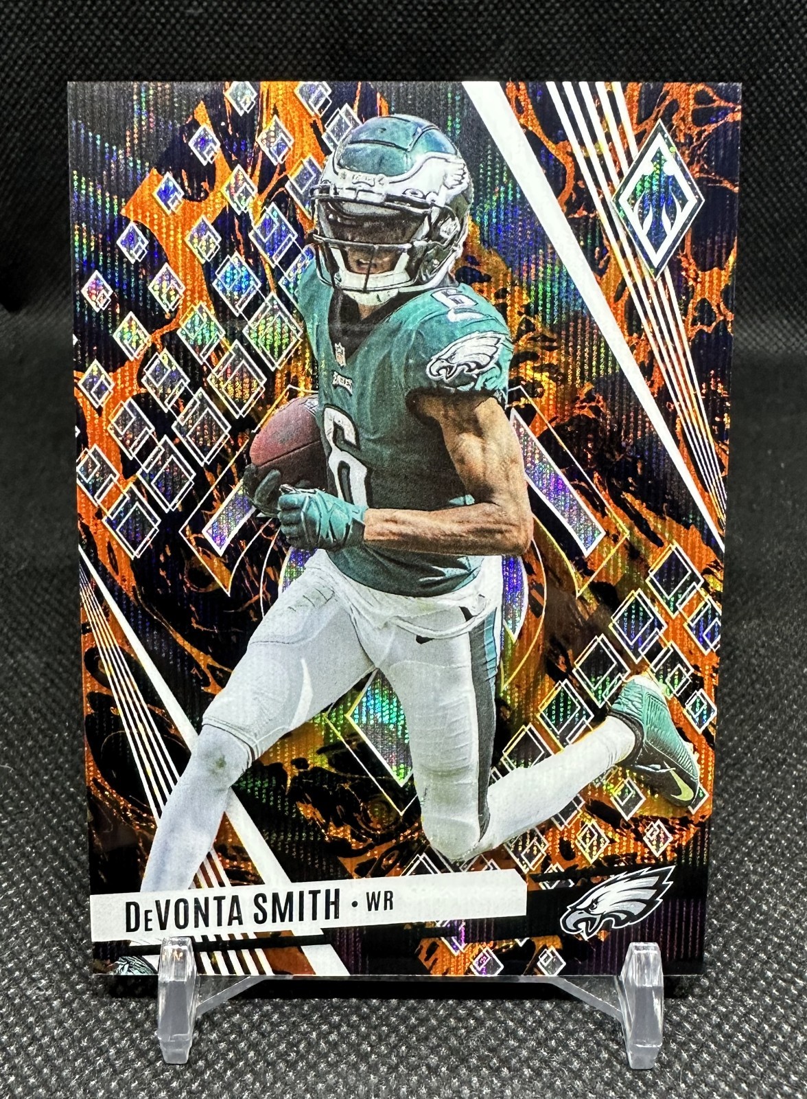 2023 Panini Phoenix DeVonta Smith Lava Prizm #d/150 Eagles #90 INVEST 2023 Panini Phoenix DeVonta Smith Lava Prizm #d/150 Eagles #90 INVEST