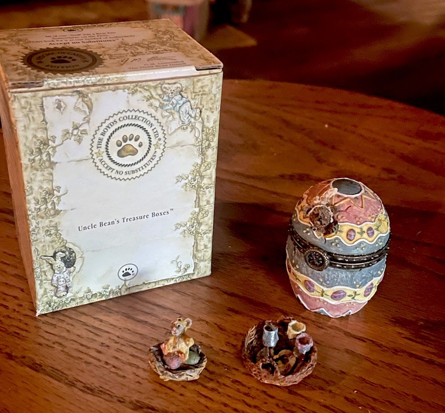 Boyds Bear Treasure Box - Watson\'s Fabearlous Egg / Peep McNibble  Special Editi