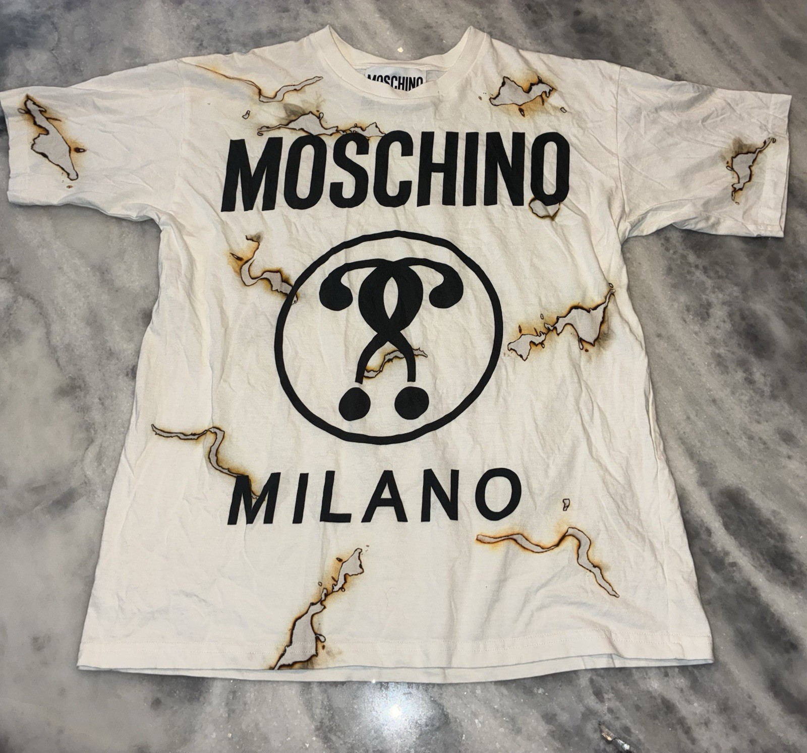 Moschino Coutoure Logo Milano Tee T-Shirt White With Black Logo Burnt Men Size M