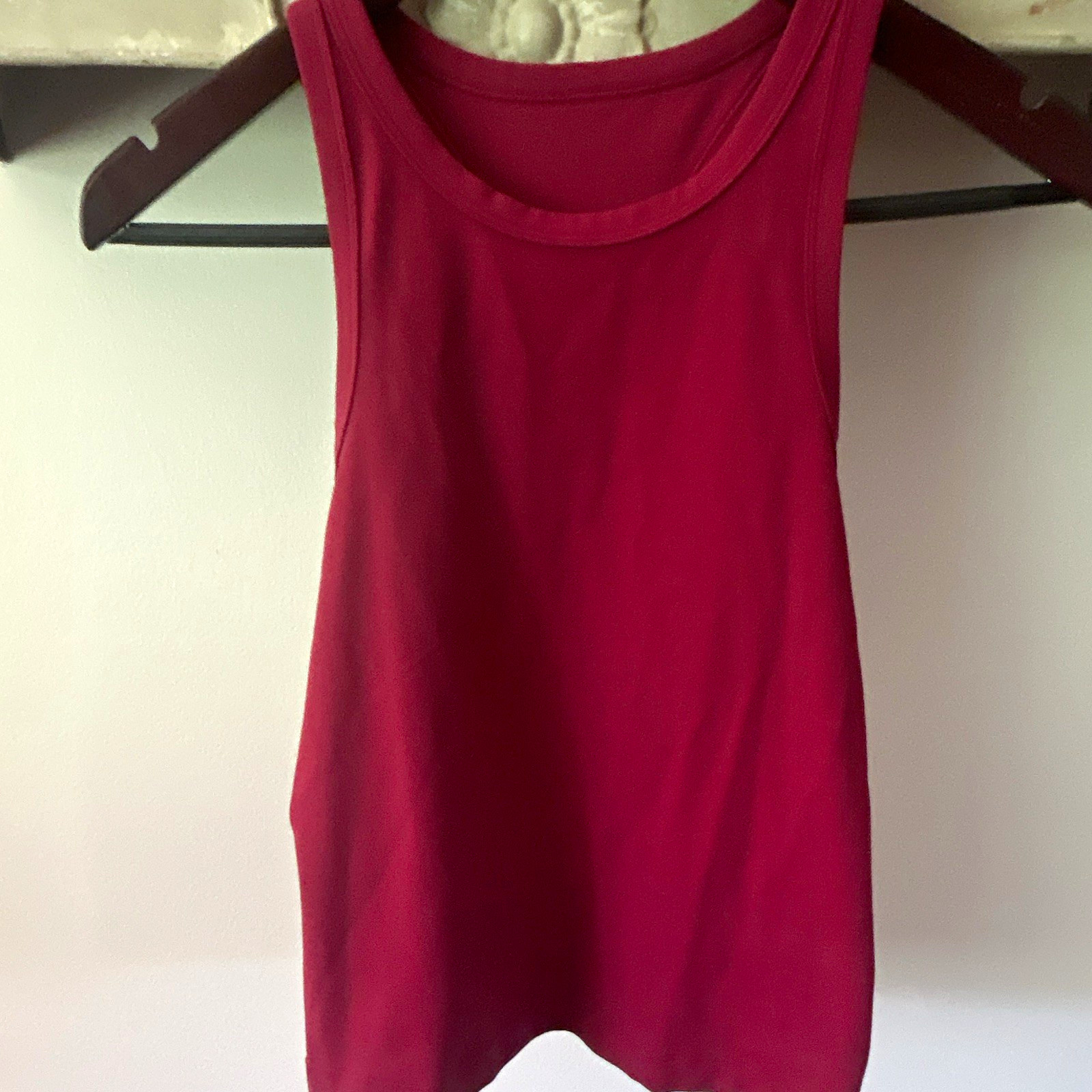 Lululemon Cool Racerback Women’s S Red Scoop Neck Stretch Racerback Tank Lululemon Cool Racerback Women’s S Red Scoop Neck Stretch Racerback Tank
