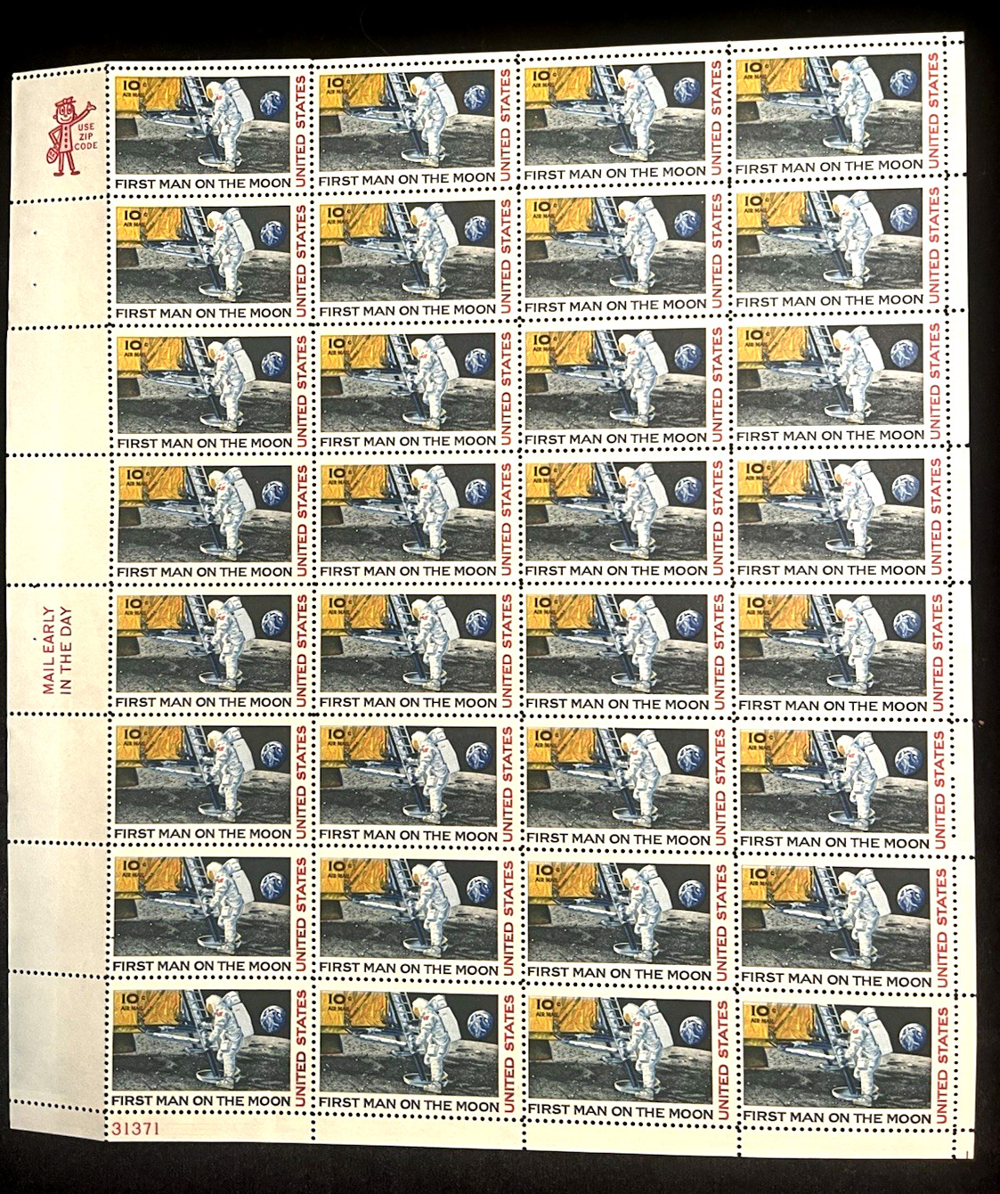 1969 U.S. AIRMAIL 10c ARMSTRONG MOON LANDING ZIP FULL SHEET of 32 Sc#C76 M/NH/OG