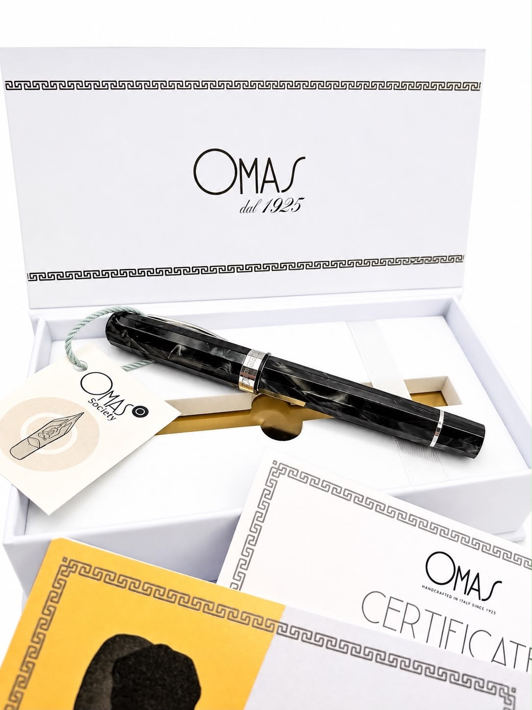 OMAS Arco NERO PEARL Grand Paragon ( 15 cm long)  Roller Chrome Trim N 01 of 98