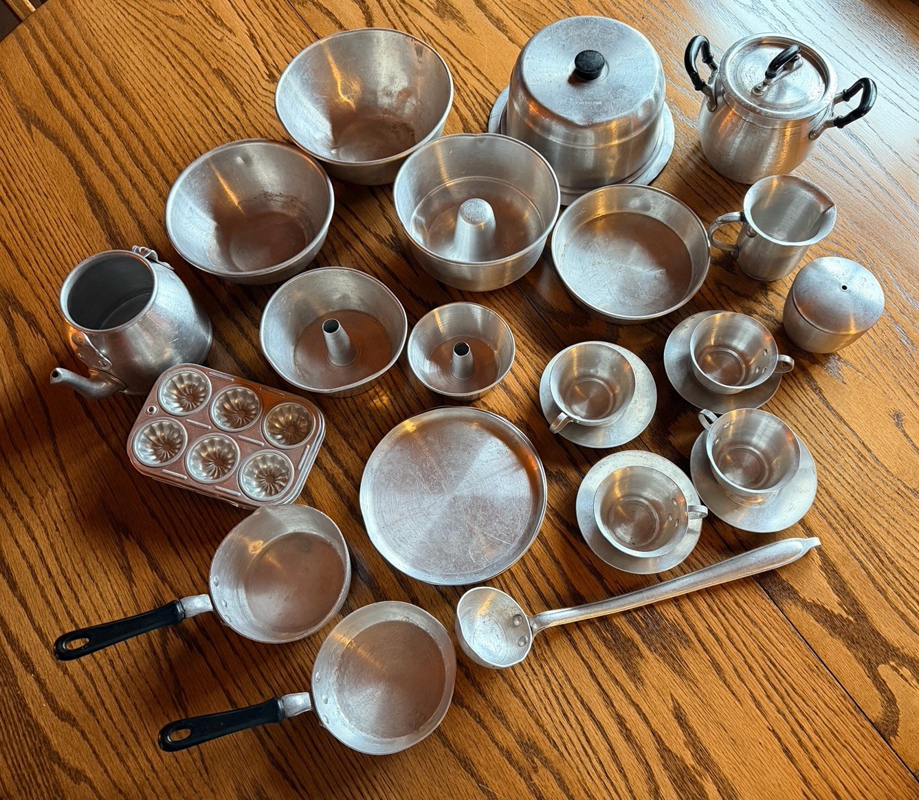 Vintage (1960\'s) Aluminum Tea Cooking Set CREATIVE PLAYTHINGS ITALY