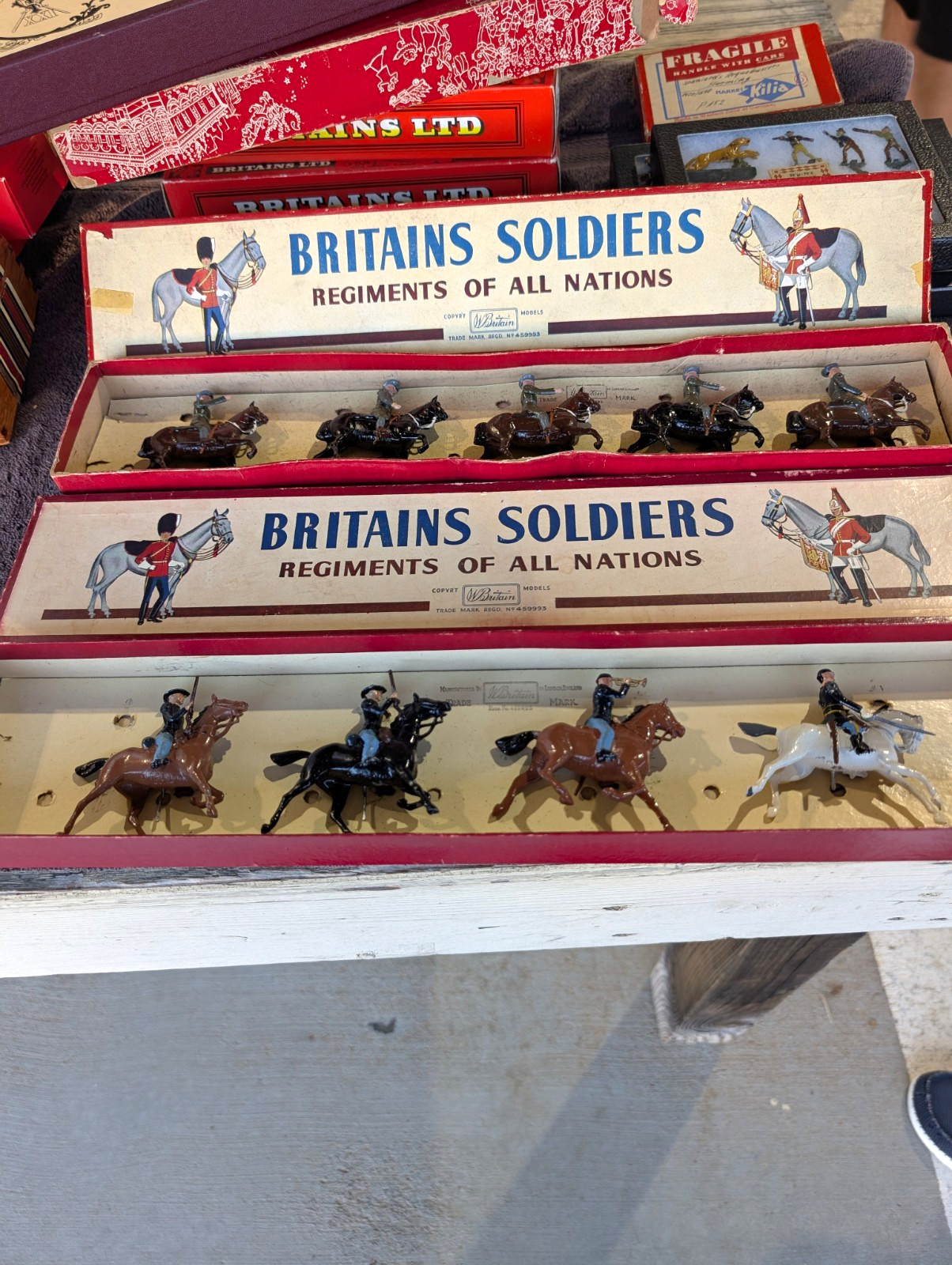 Britains Vintage Lead Toy Soldiers Boxed Set, 1862 Union Cavalry Britains Vintage Lead Toy Soldiers Boxed Set, 1862 Union Cavalry