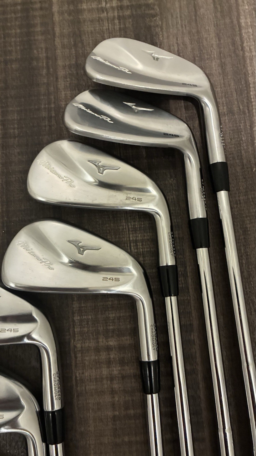 Mizuno Pro 245 Iron Set 4-PW Stiff Dynamic Gold Mid 115 Steel Standard RH CLEAN