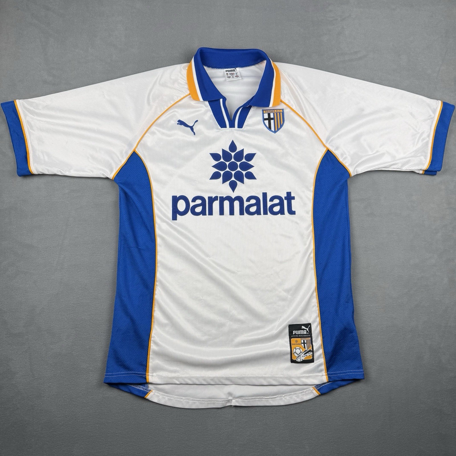 Vintage 1998/1999 Puma Parmalat Jersey Parma AC Jersey Shirt Jersey - Size M Vintage 1998/1999 Puma Parmalat Jersey Parma AC Jersey Shirt Jersey - Size M