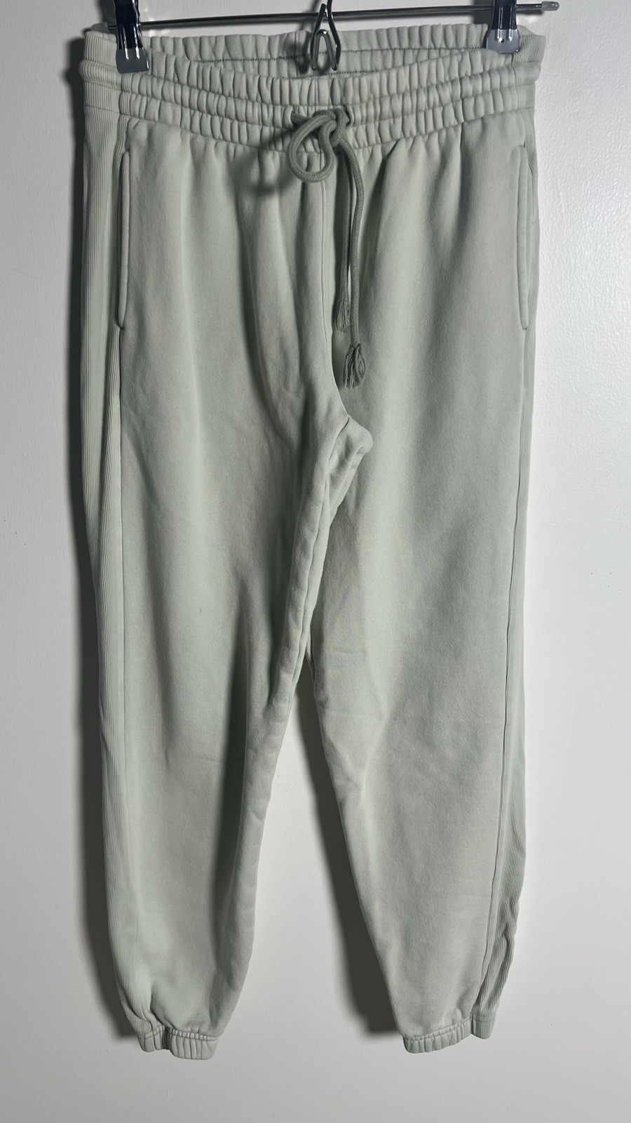 Aritzia Tna COZY AF Sage Green Womens Size XS Sweatpants Stretchy Joggers