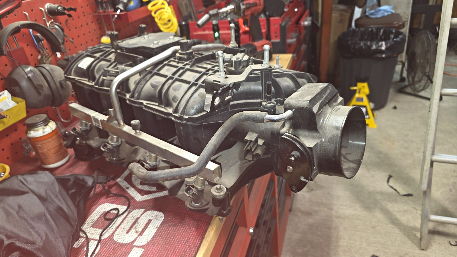 OEM TBSS/NNBS INTAKE MANIFOLD TRAILBLAZER SS LS SWAP 4.8 5.3 6.0 LS2 CATHPORT OEM TBSS/NNBS INTAKE MANIFOLD TRAILBLAZER SS LS SWAP 4.8 5.3 6.0 LS2 CATHPORT