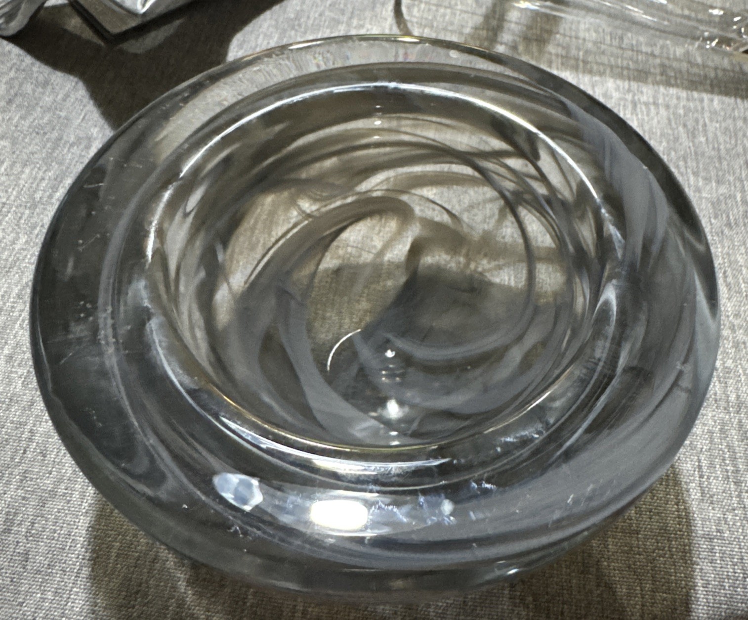 1970s KOSTA BODA Sweden Gray Clear Swirl Art Glass Bowl Signed Since 1742