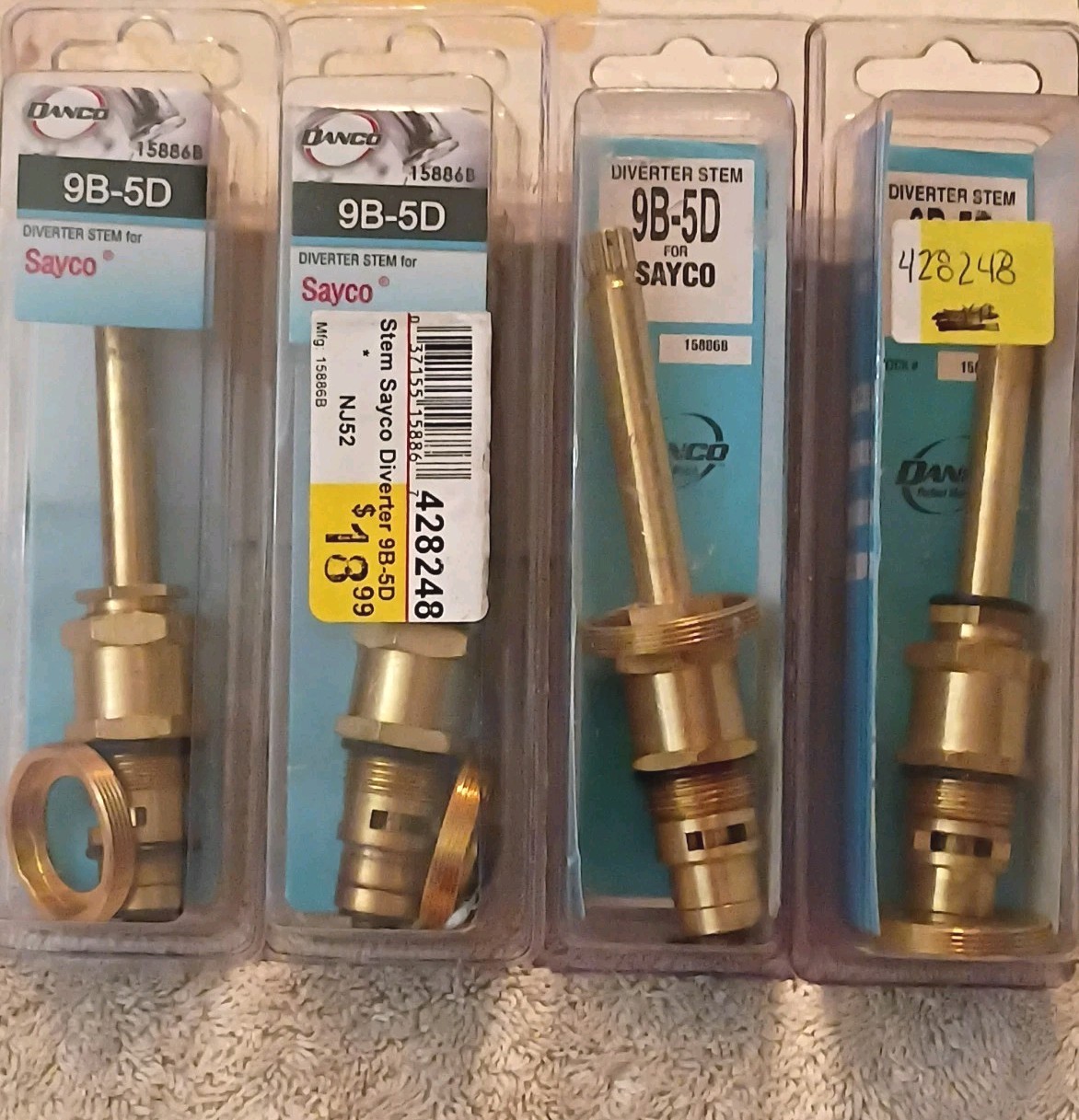 Lot of 4 DANCO 15886B 9B-5D Hot Stem Diverter Stem for SAYCO New F105