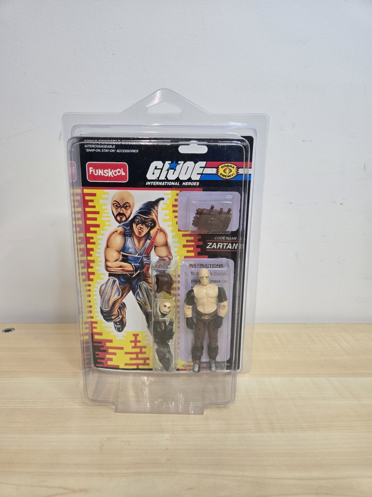GI Joe FUNSKOOL ZARTAN MOC 2001 *STILL SEALED, BRAND NEW* India ARAH Nice Fig.