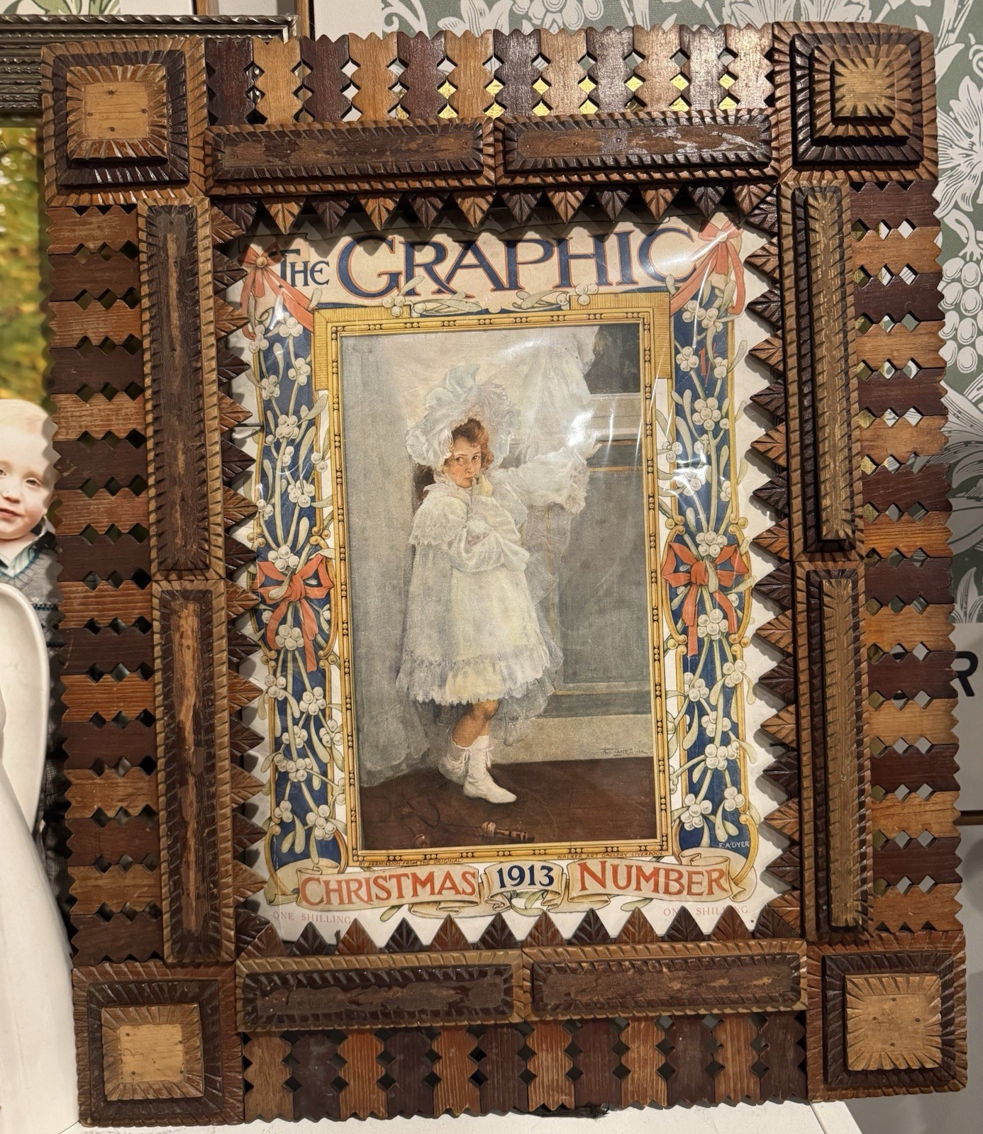 Antique Tramp Art XL Frame Folk Carved Wood Layers 23” Art Nouveau 1900s Vintage Antique Tramp Art XL Frame Folk Carved Wood Layers 23” Art Nouveau 1900s Vintage