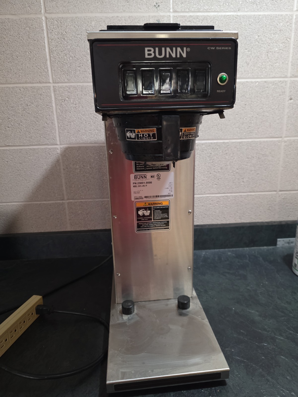 Bunn CW15-APS Commercial Airpot Coffee Brewer - Powers On & Heats Up See Desc Bunn CW15-APS Commercial Airpot Coffee Brewer - Powers On & Heats Up See Desc