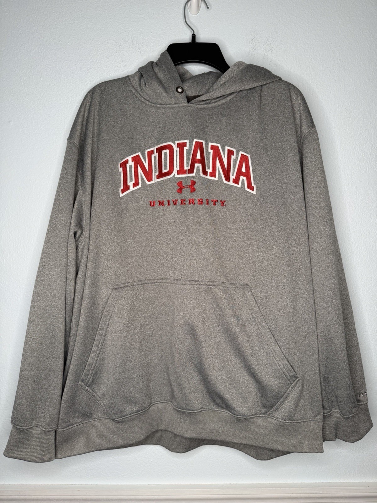 Under Armour Mens XL Pullover Hoodie Sweatshirt Indiana Hoosiers Football IU Under Armour Mens XL Pullover Hoodie Sweatshirt Indiana Hoosiers Football IU