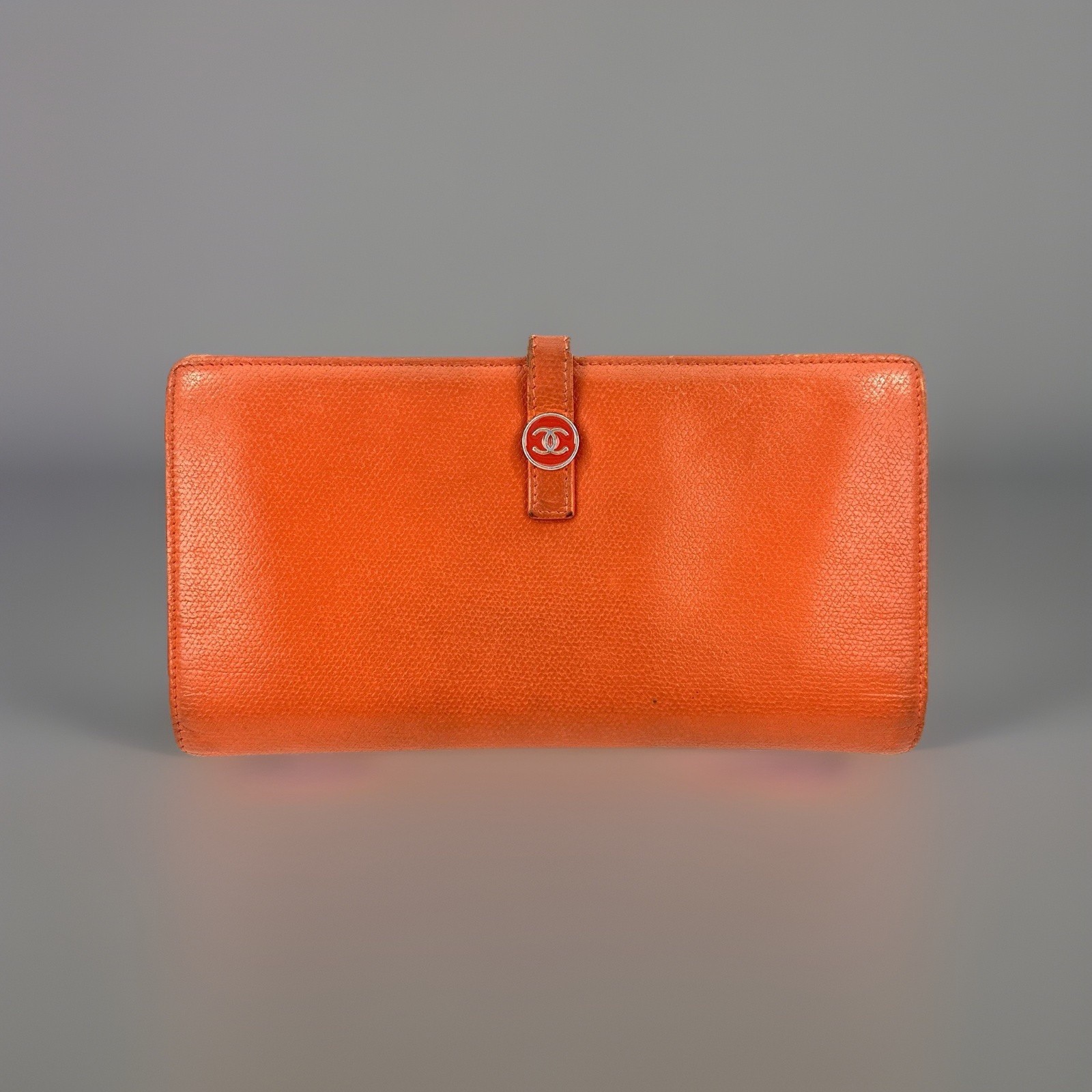 DDP Auth CHANEL Vintage Orange Leather Bifold Long Wallet CC Coco Button Gold