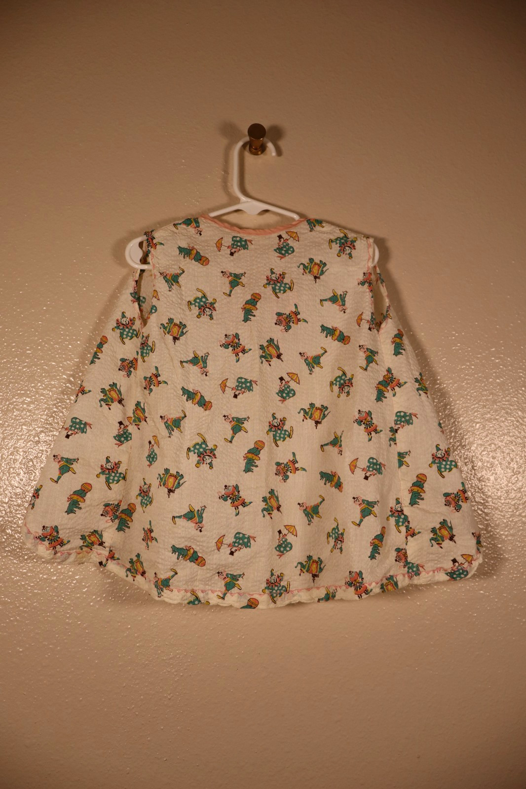 Vintage Handmade 1940s 50s Childs Pinafore Circus Clown Novelty Print Openback