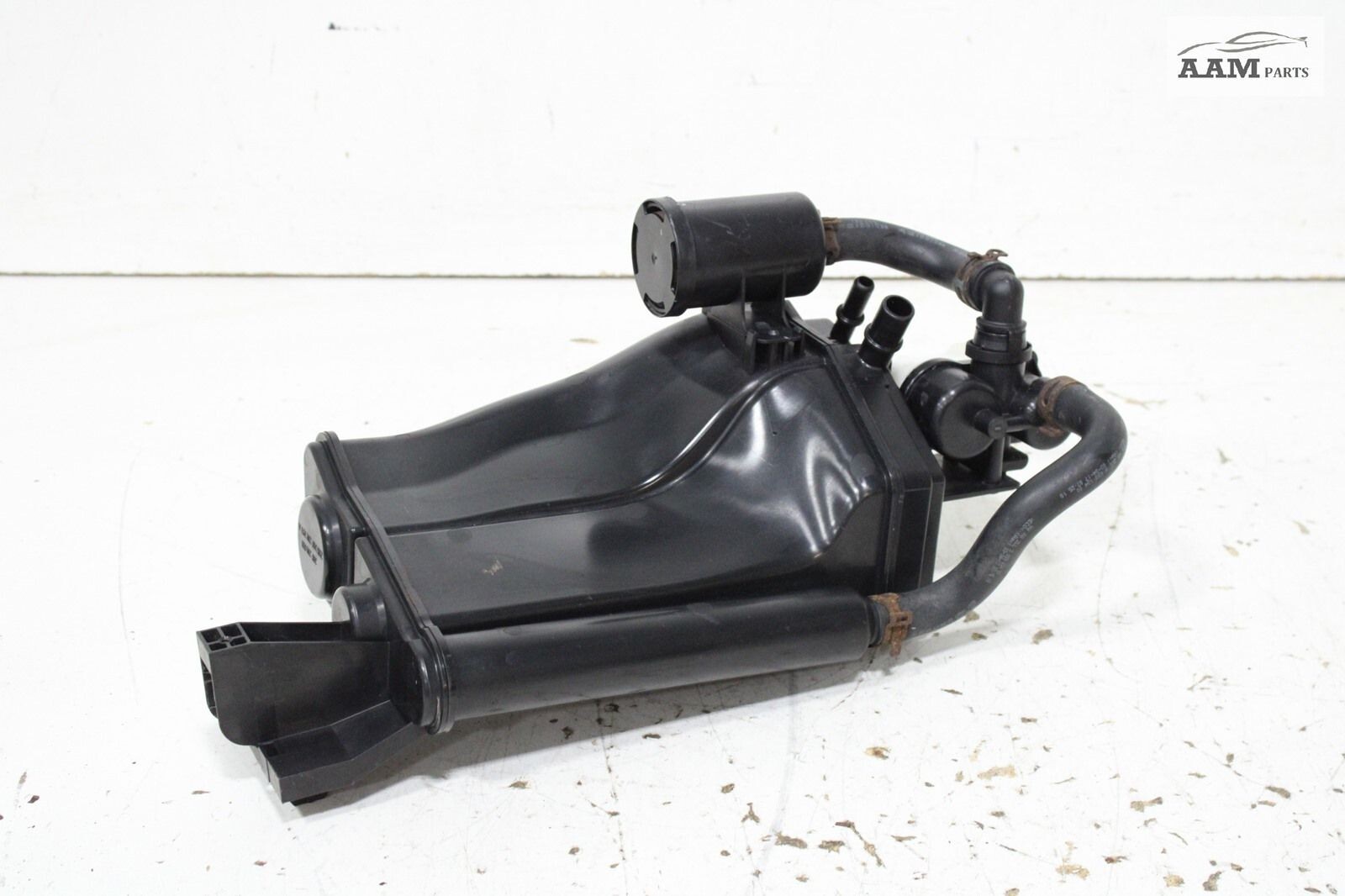 2018-2024 VOLKSWAGEN TIGUAN FUEL EVAPORATOR CHARCOAL VAPOR CANISTER OEM