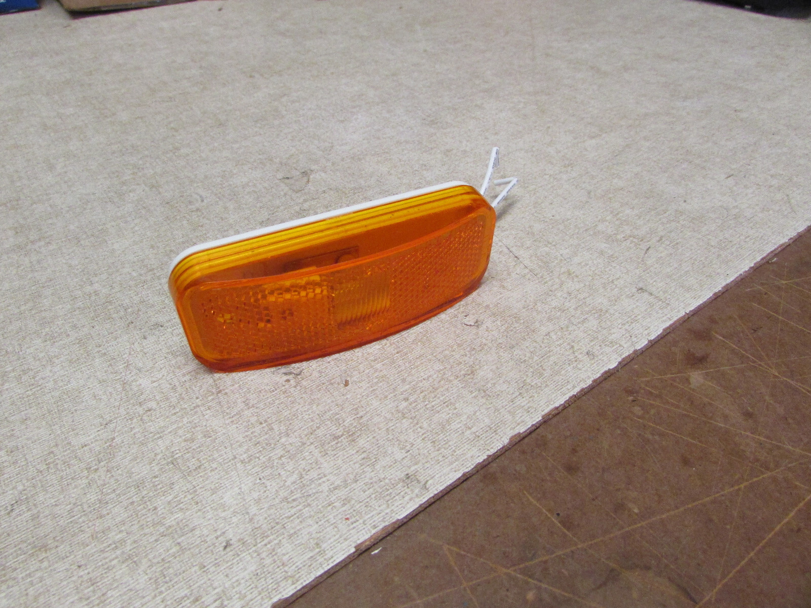 Original Glo Brite 118A/117R RV Trailer Truck Side Marker Light - Amber Lens
