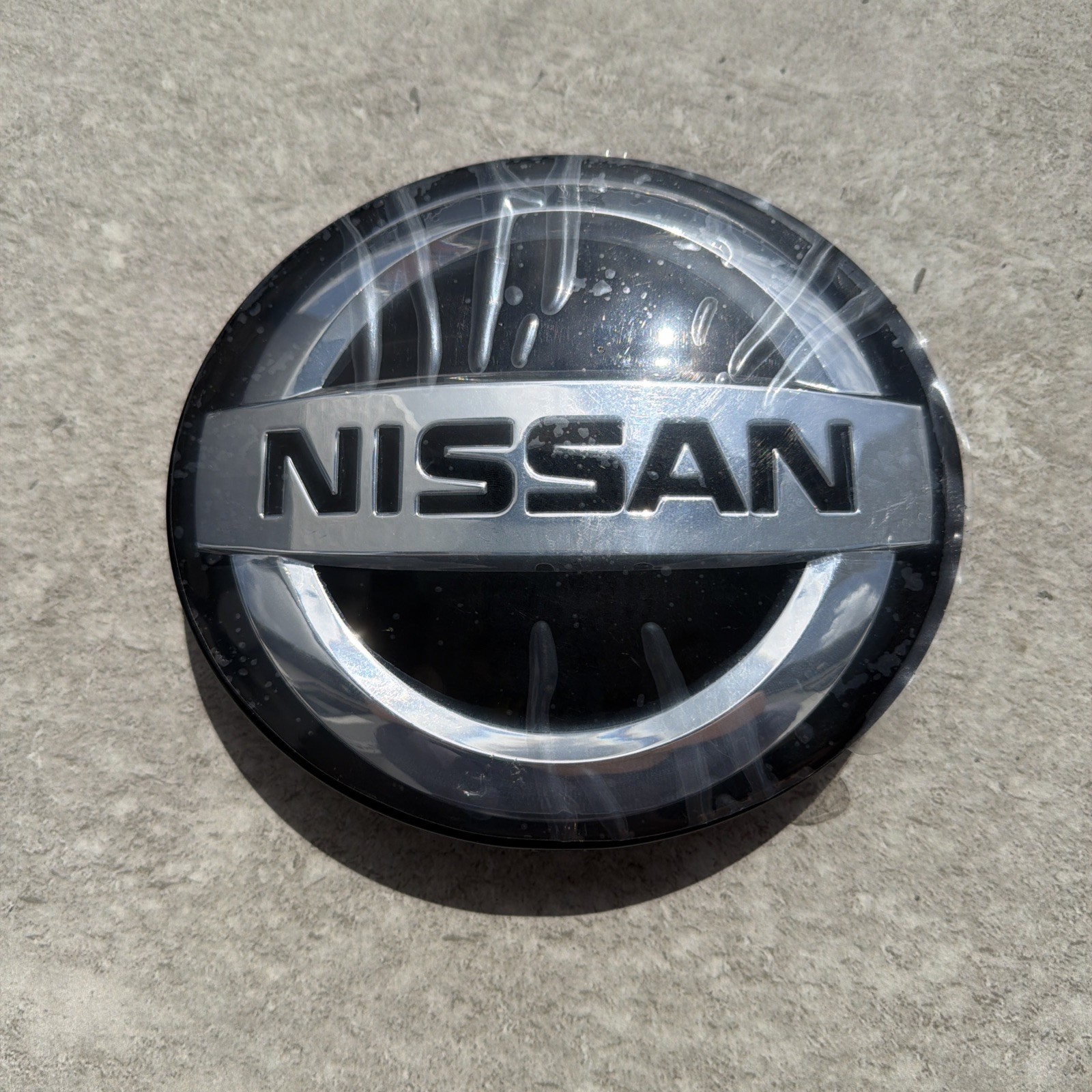 🔥🔥🔥🔥FOR NISSAN 2020-2021-2022 SENTRA-VERSA NEW OEM SEDAN FRONT GRILLE EMBLEM