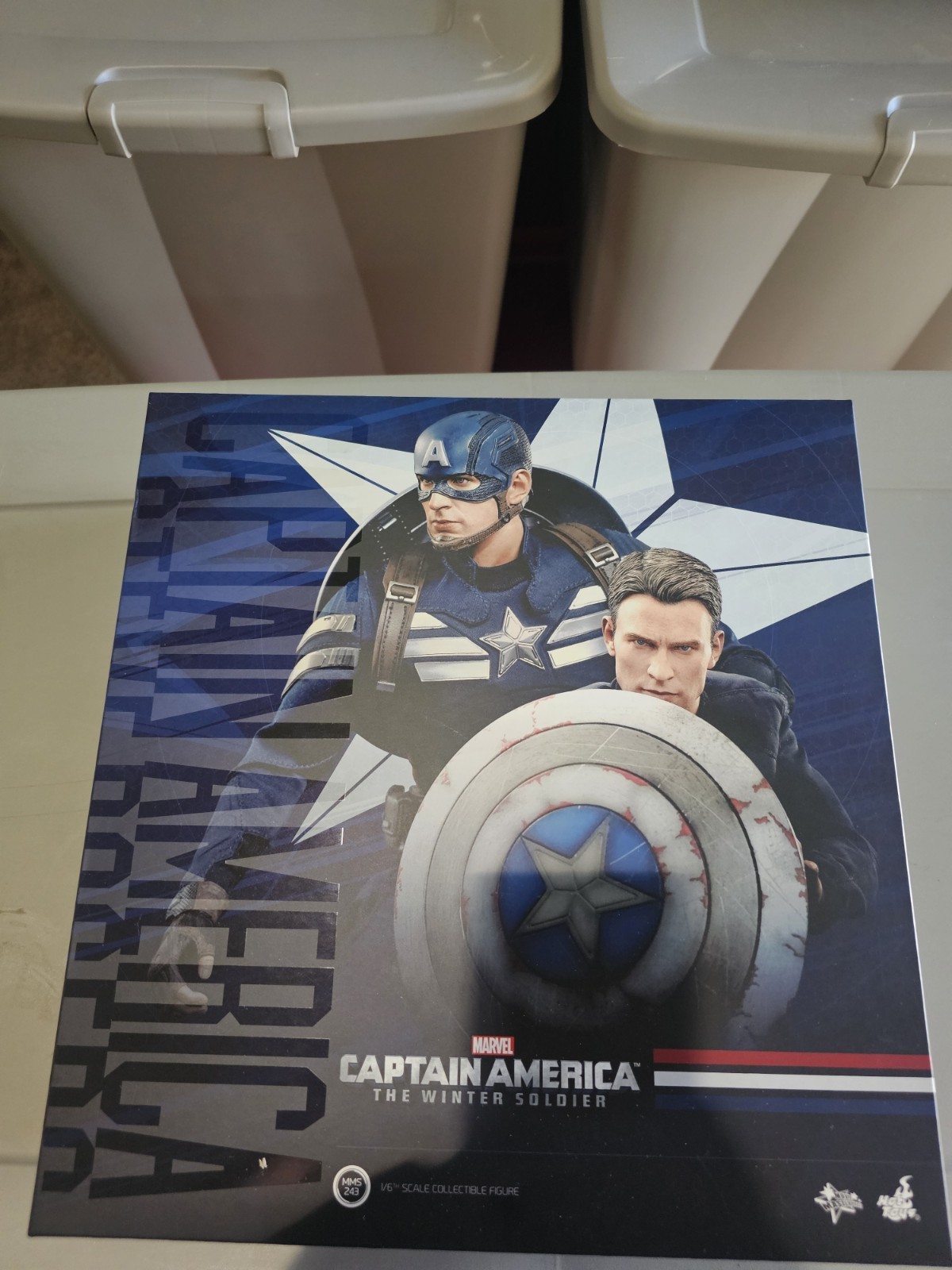 Hot Toys MMS243 1/6 Captain America (Steve Rogers only) Hot Toys MMS243 1/6 Captain America (Steve Rogers only)