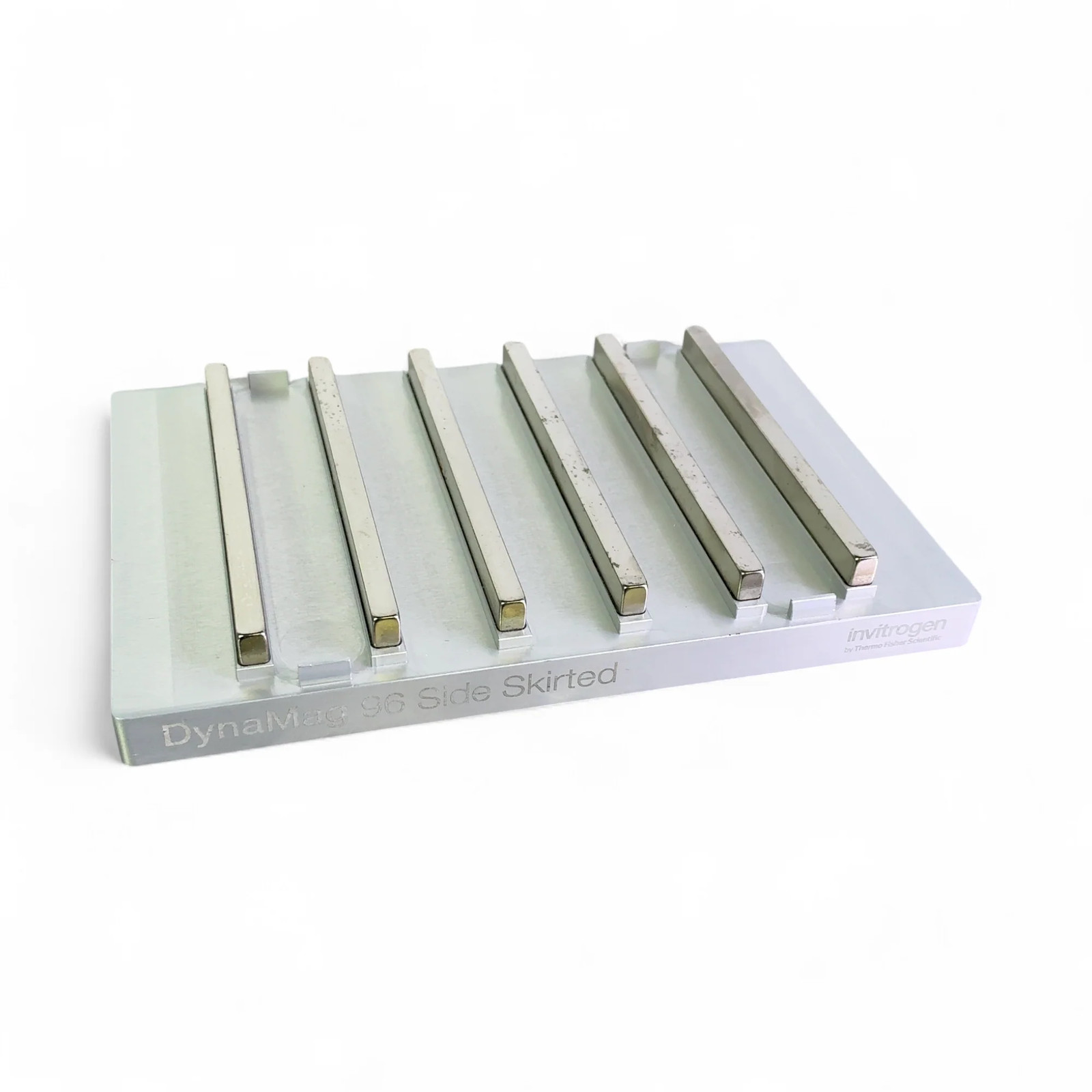 Thermo Scientific Invitrogen DynaMag 96 Side Skirted Magnet 12027