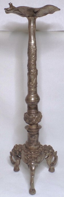 ANTIQ SIGNED CHINESE SILVER FROG LILY PAD DRAGON TRIPOD FOO DOG LION CANDLESTICK